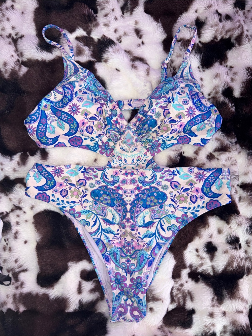 Cupshe Blue Purple Paisley One-Piece Swimsuit
